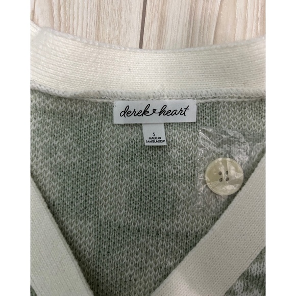 🍄 Cottage Core 🍄 Pastel Green Mushroom Cardigan - S - Picture 2 of 3